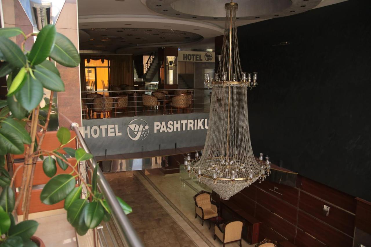 Hotel Pashtriku Gjakova Ngoại thất bức ảnh