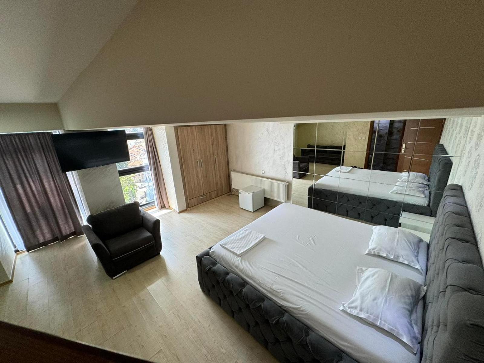 Hotel Pashtriku Gjakova Ngoại thất bức ảnh